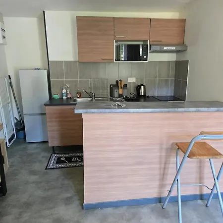 Apartment Moderne A Avec Balcon 27 M²